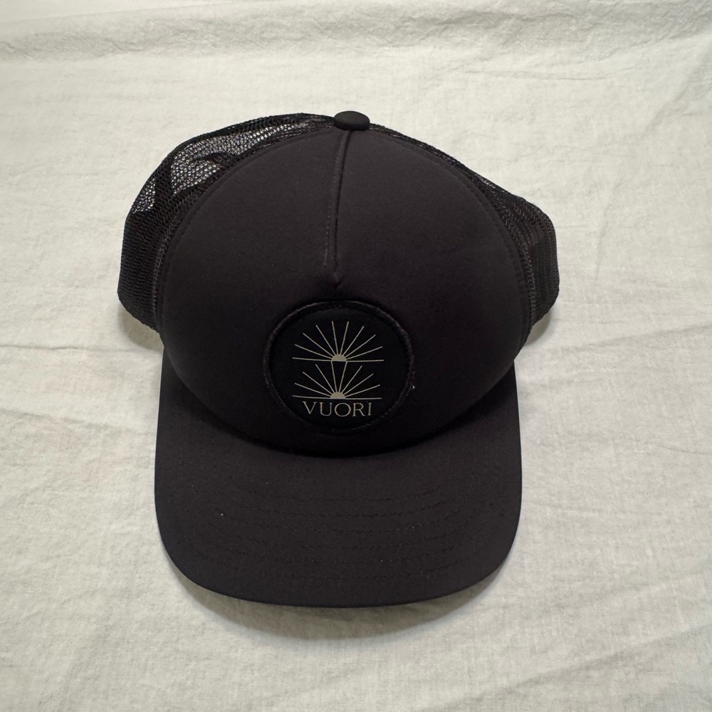 Vuori Black Mesh Cap